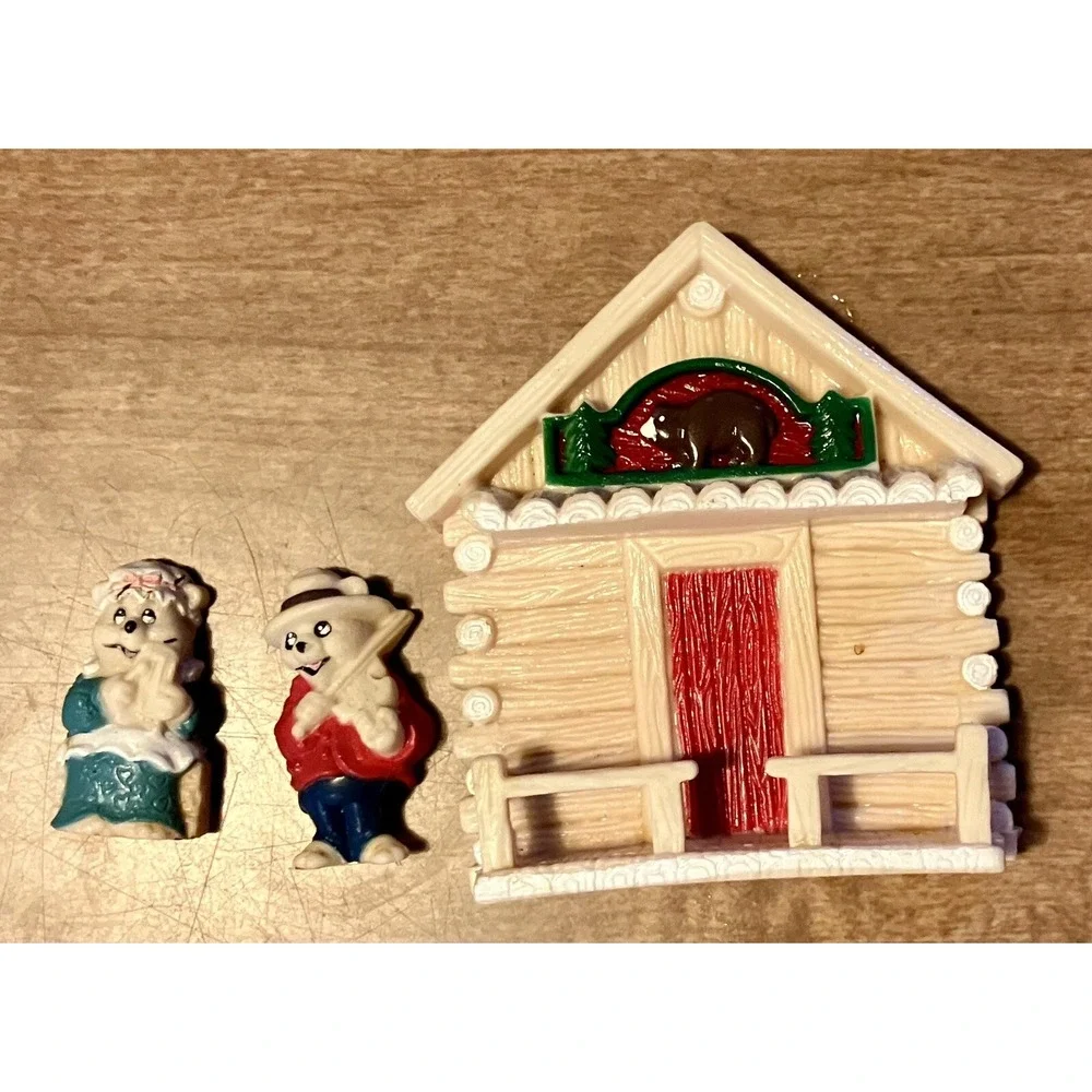 Nobel Hall Vintage Bear Log Cabin Refrigerator Magnet Set 3 Piece Fiddle Player
